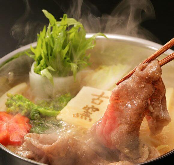 地元の誇りをお届けする料理