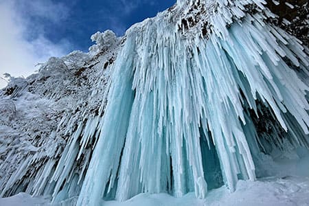 Image: Icefall Snow Trekking